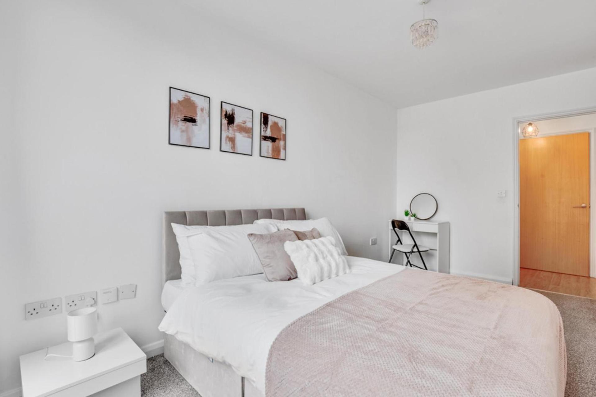 Apartment Modern 2-bed In Stratford London